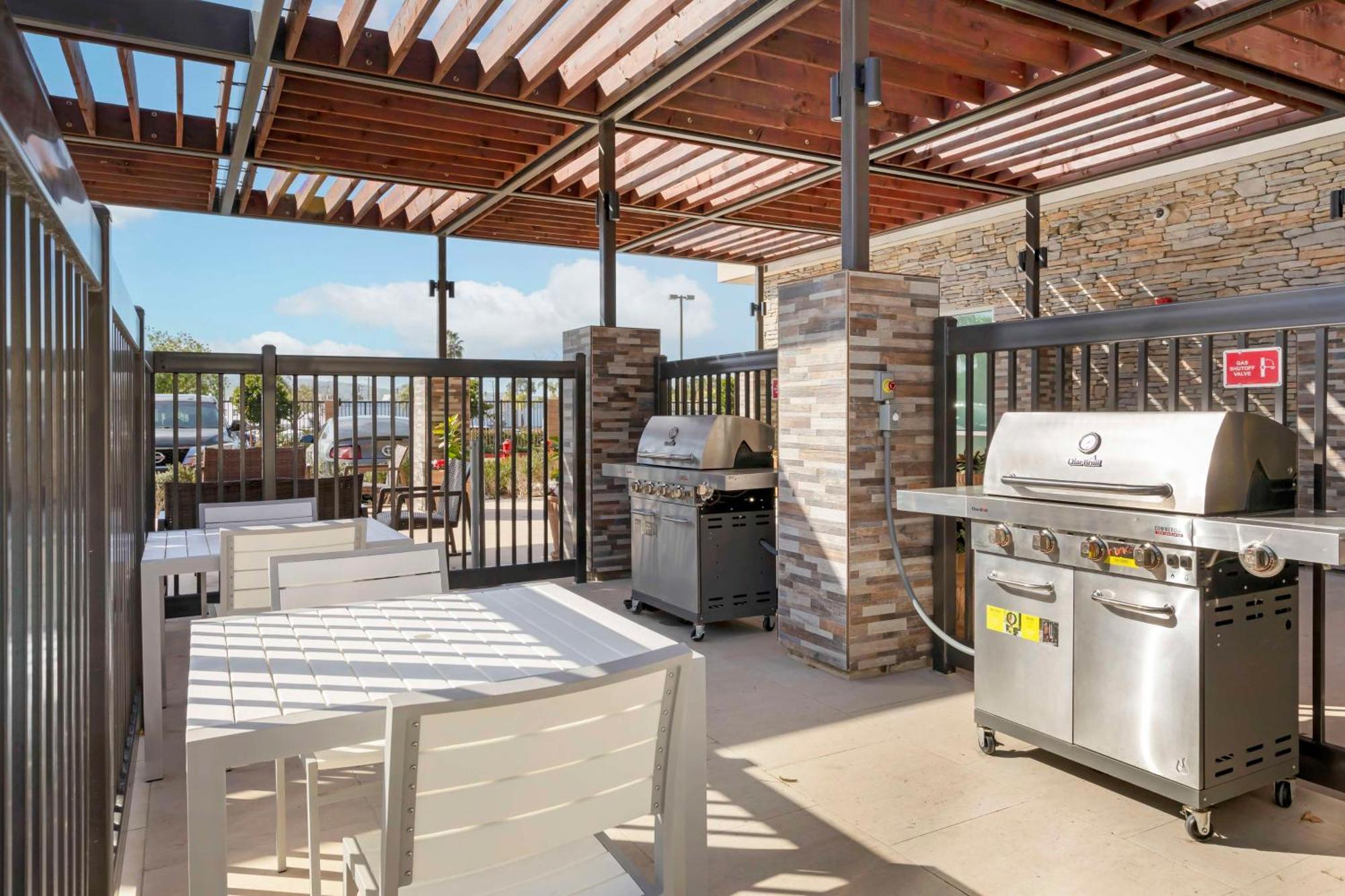 Home2 By Hilton 3* Redlands