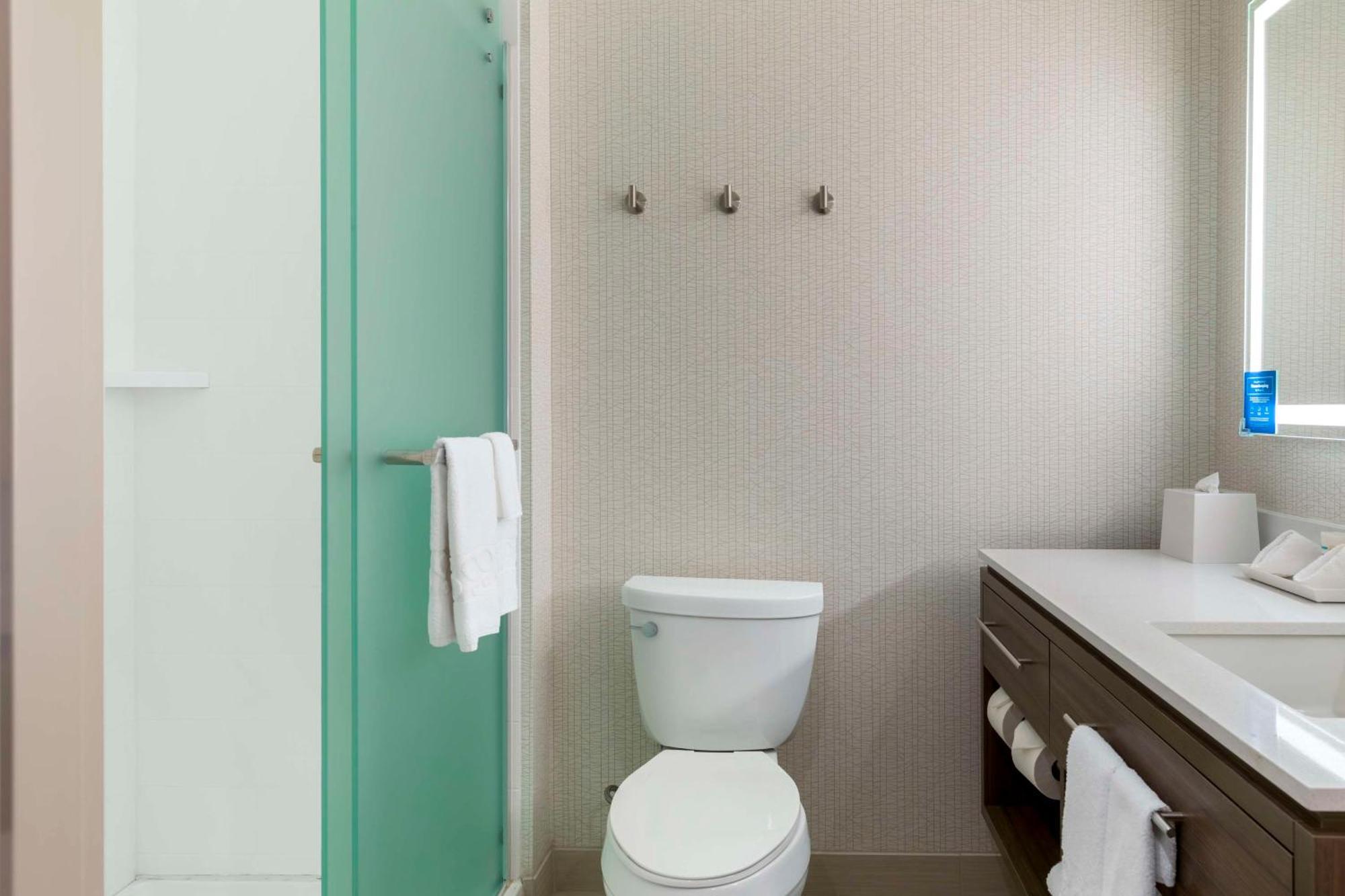 Home2 By Hilton Hotel 3*