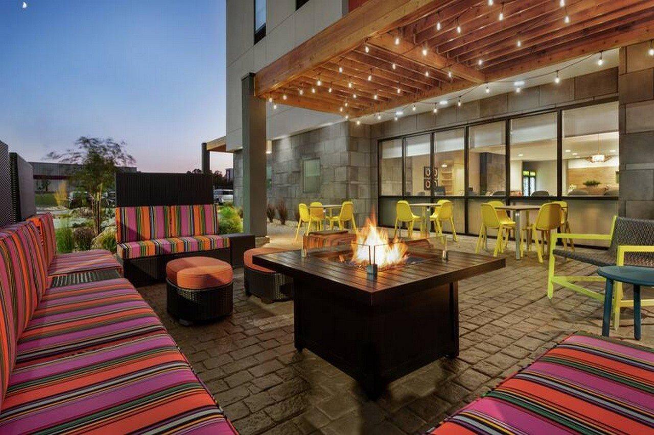 Home2 By Hilton Redlands